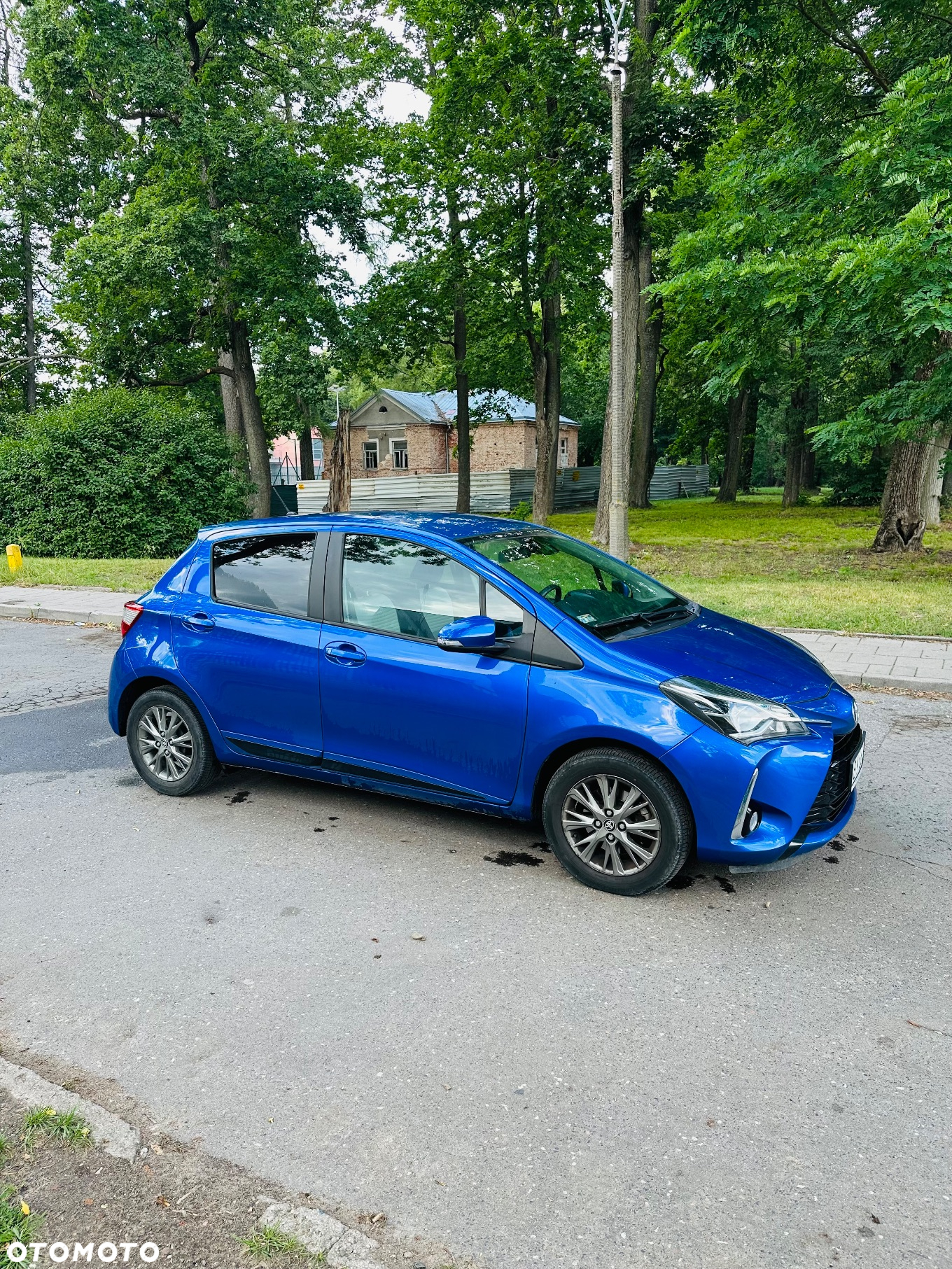 Toyota Yaris 1.5 Premium - 14