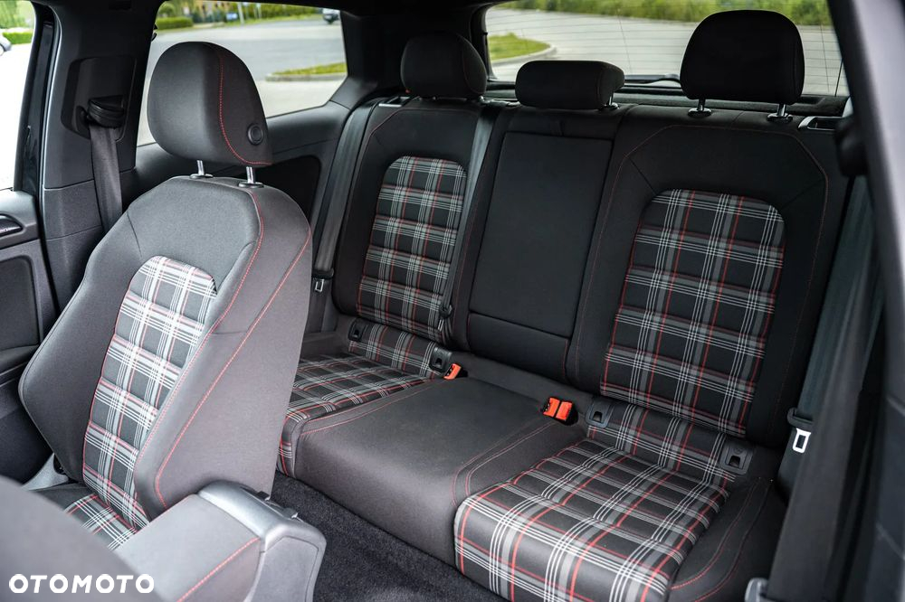 Volkswagen Golf VII 2.0 TSI BMT GTI Performance - 16