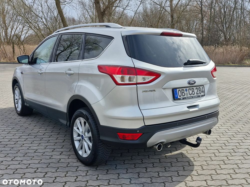 Ford Kuga 2.0 TDCi 4x4 Titanium - 36
