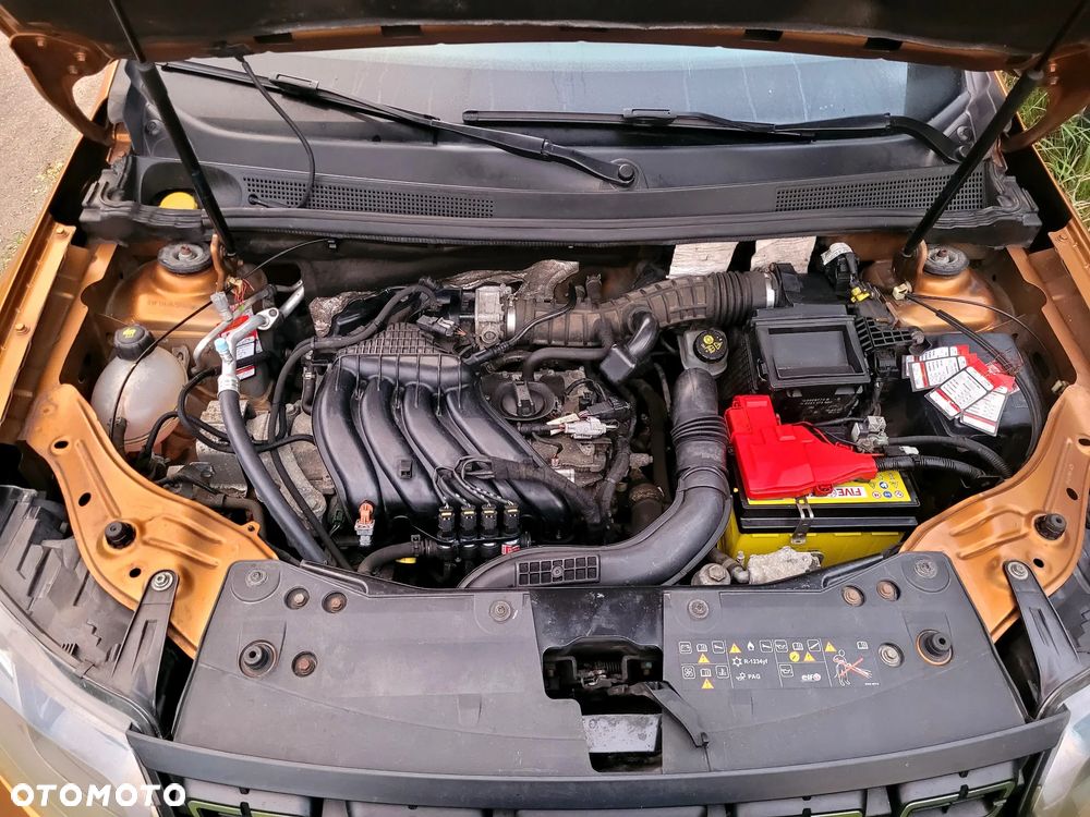Dacia Duster 1.6 SCe Comfort - 9