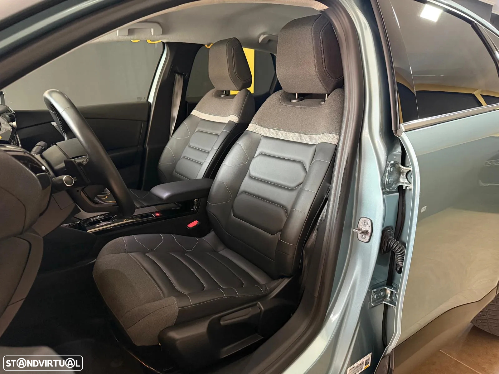 Citroën C4 1.5 BlueHDi Shine Pack EAT8 - 14