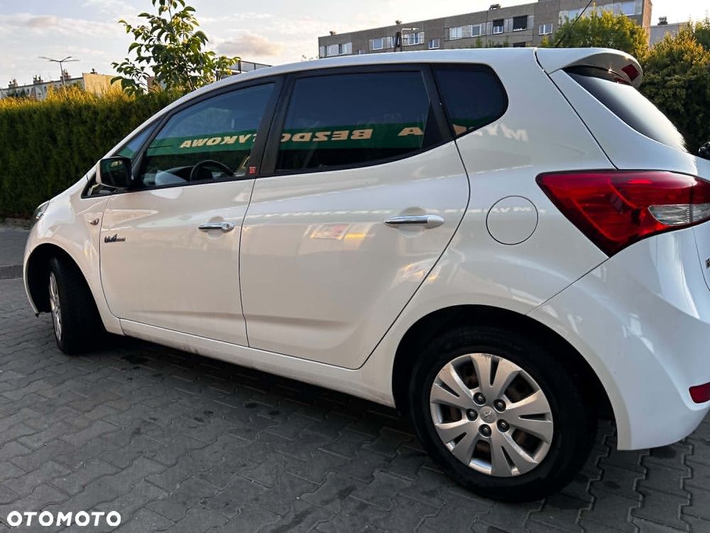 Hyundai ix20 1.4 CRDi Comfort blue - 3