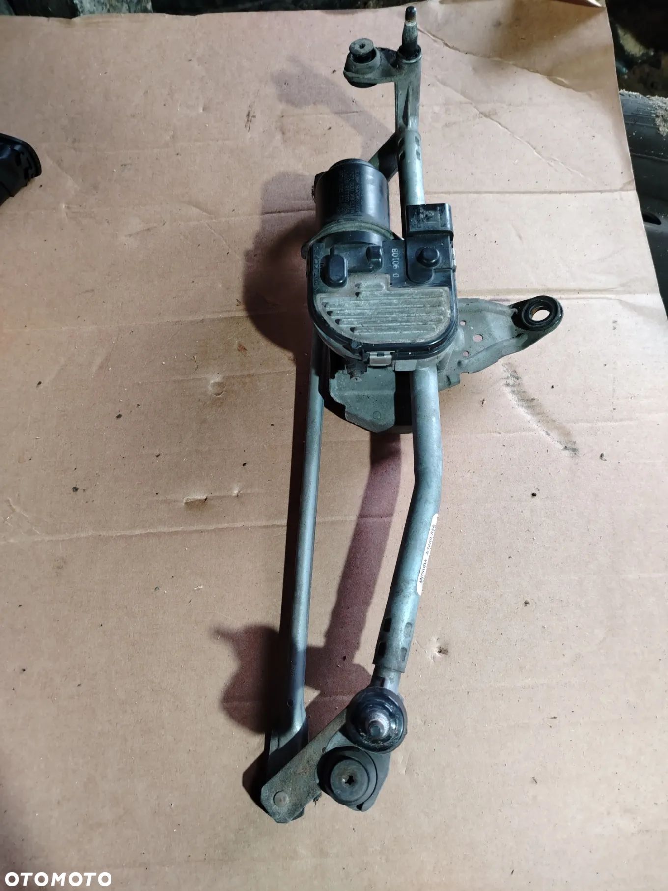 MECHANIZM WYCIERACZEK PRZÓD PRZEDNI VW PASSAT B6 EUROPA SILNICZEK KOMPLET - 1