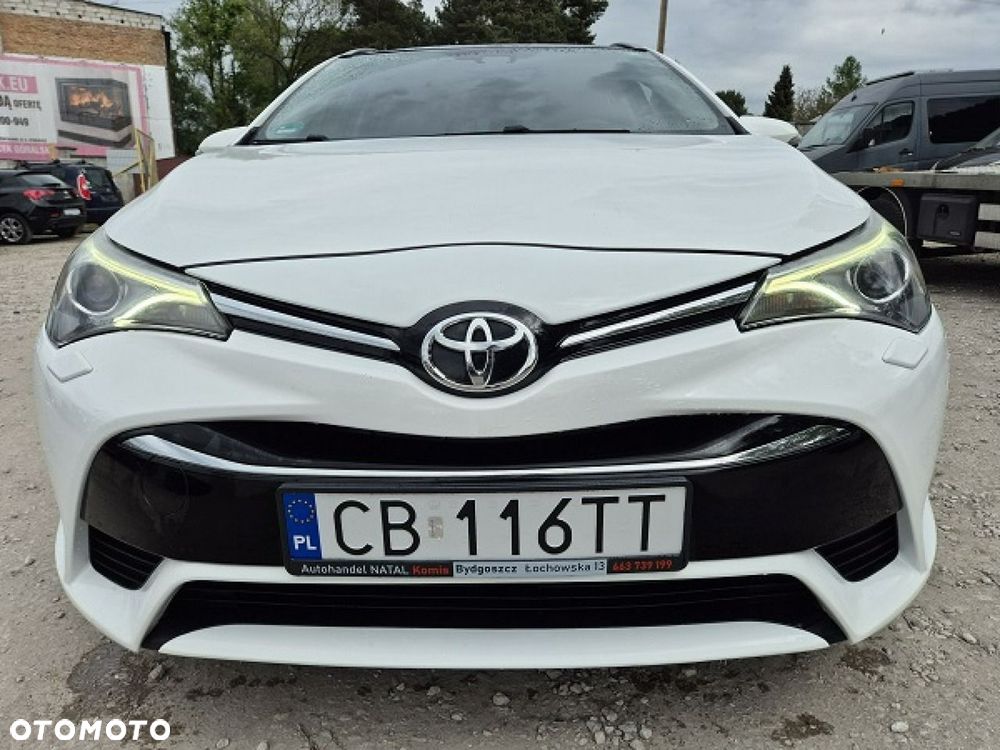 Toyota Avensis - 7