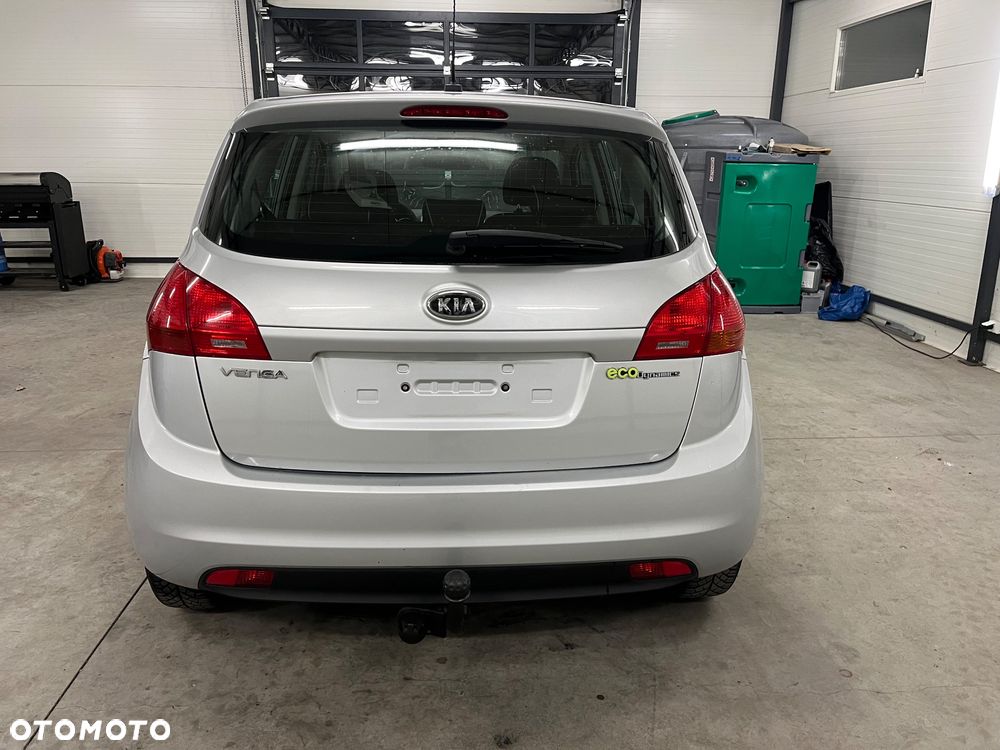 Kia Venga 1.4 CRDi 90 Business Line - 5