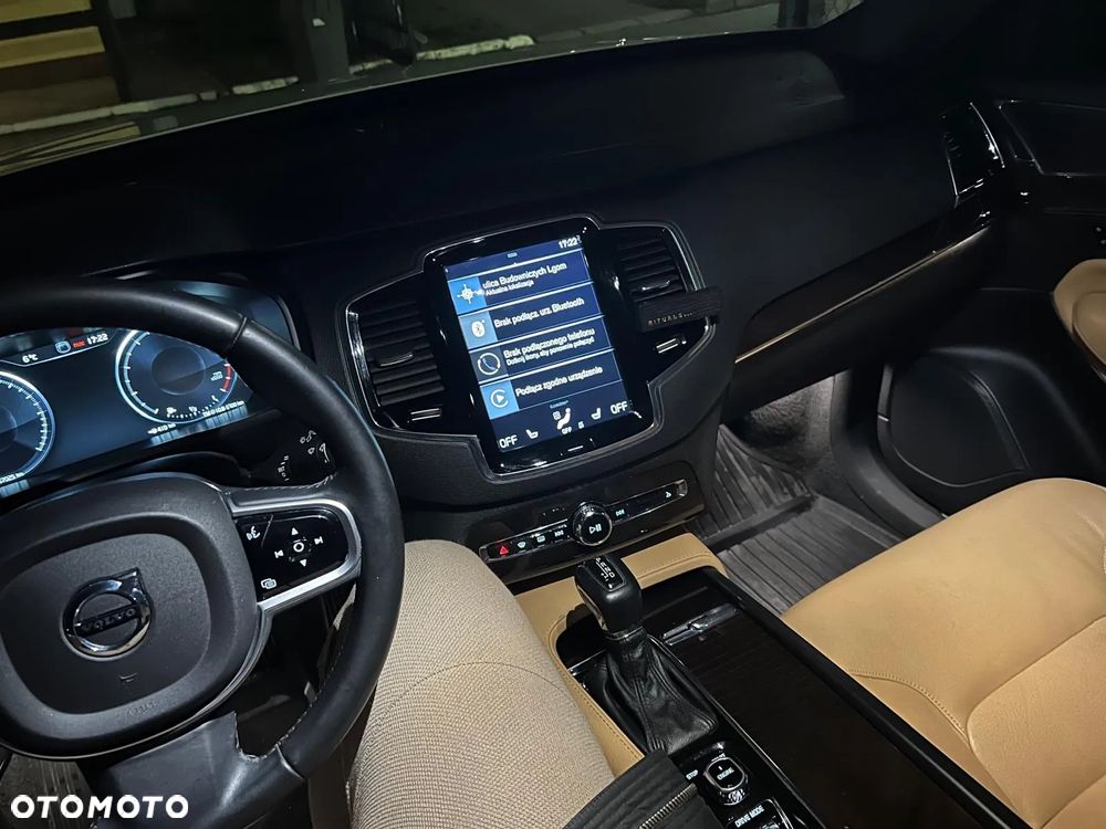 Volvo XC 90 T6 AWD Momentum 7os - 4