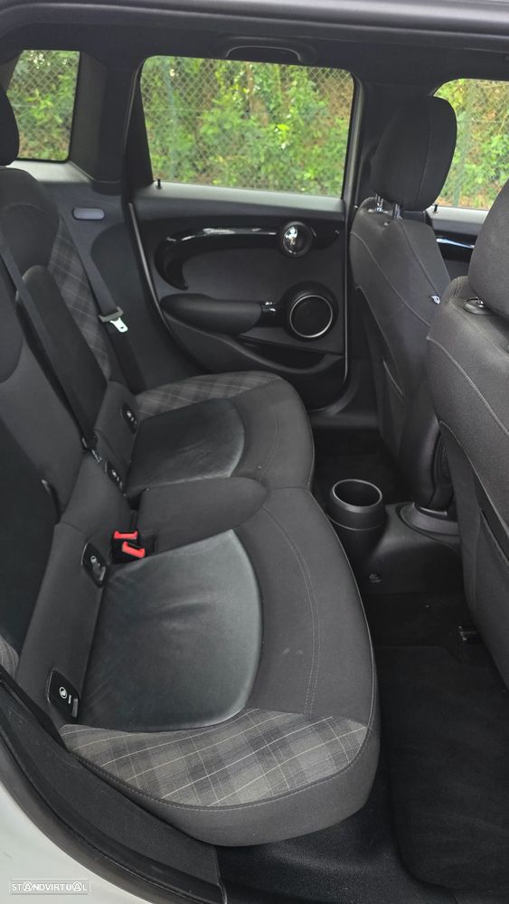 MINI 5 Portas Cooper SD - 24