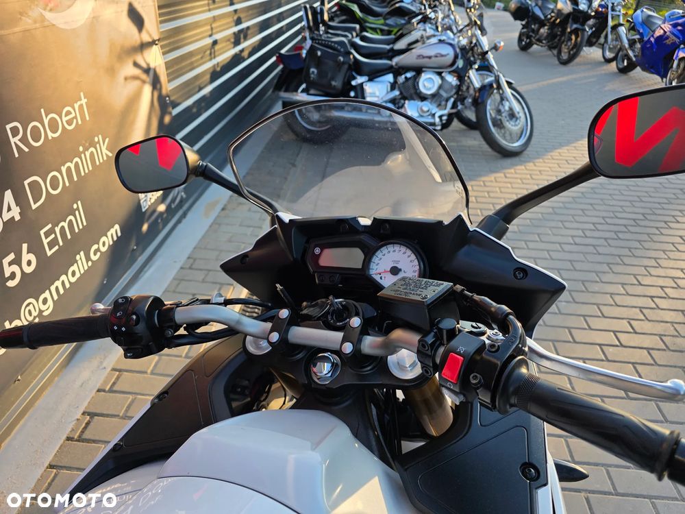 Yamaha FZ8 - 19