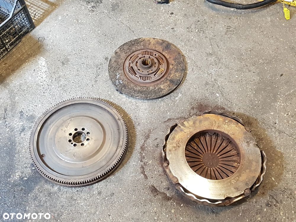 SPRZĘGŁO KOMPLETNE KOŁO ZAMACHOWE TARCZA DOCISK MAN TGL 180 220 KM EURO 5 - 2