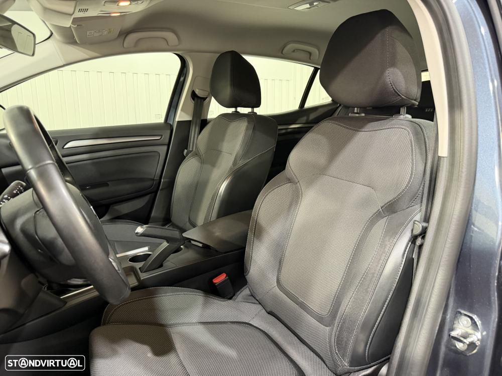 Renault Mégane 1.5 Blue dCi Techno EDC - 18