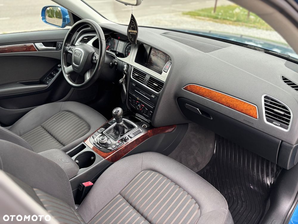 Audi A4 Avant - 12
