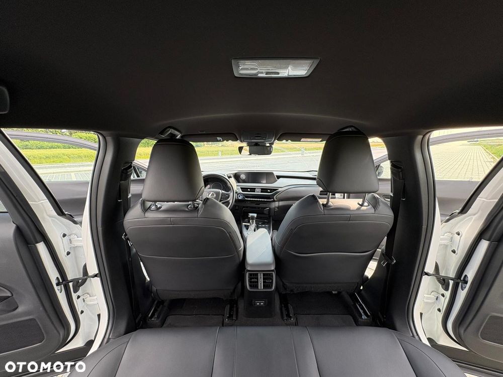 Lexus UX - 27
