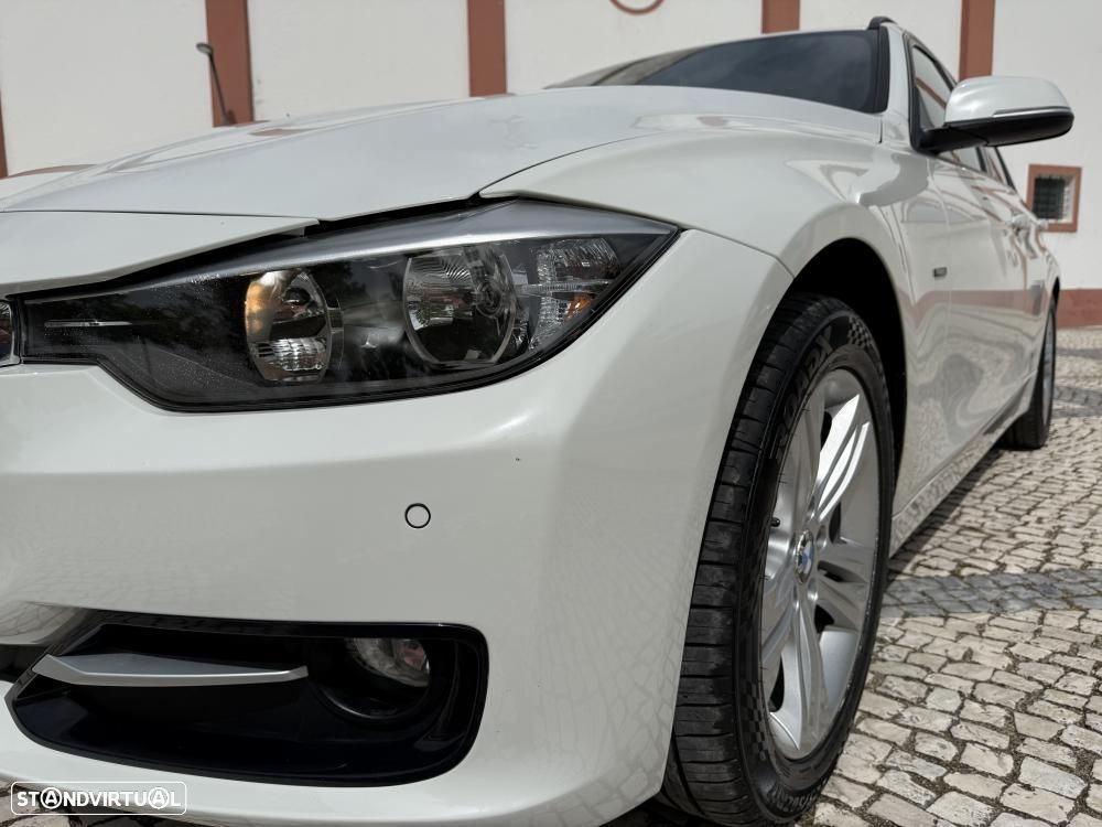 BMW 318 d Auto Line Sport - 7