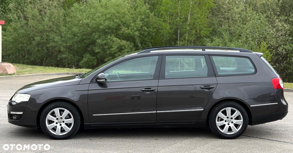 Volkswagen Passat 2.0 TDI DSG Comfortline - 13