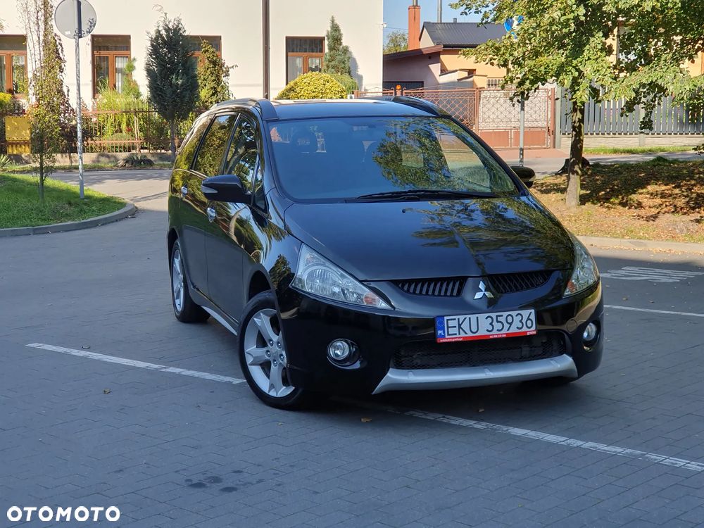 Mitsubishi Grandis - 24