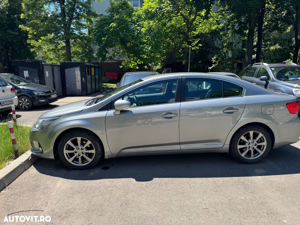 TOYOTA Avensis 2013 — imagine 3