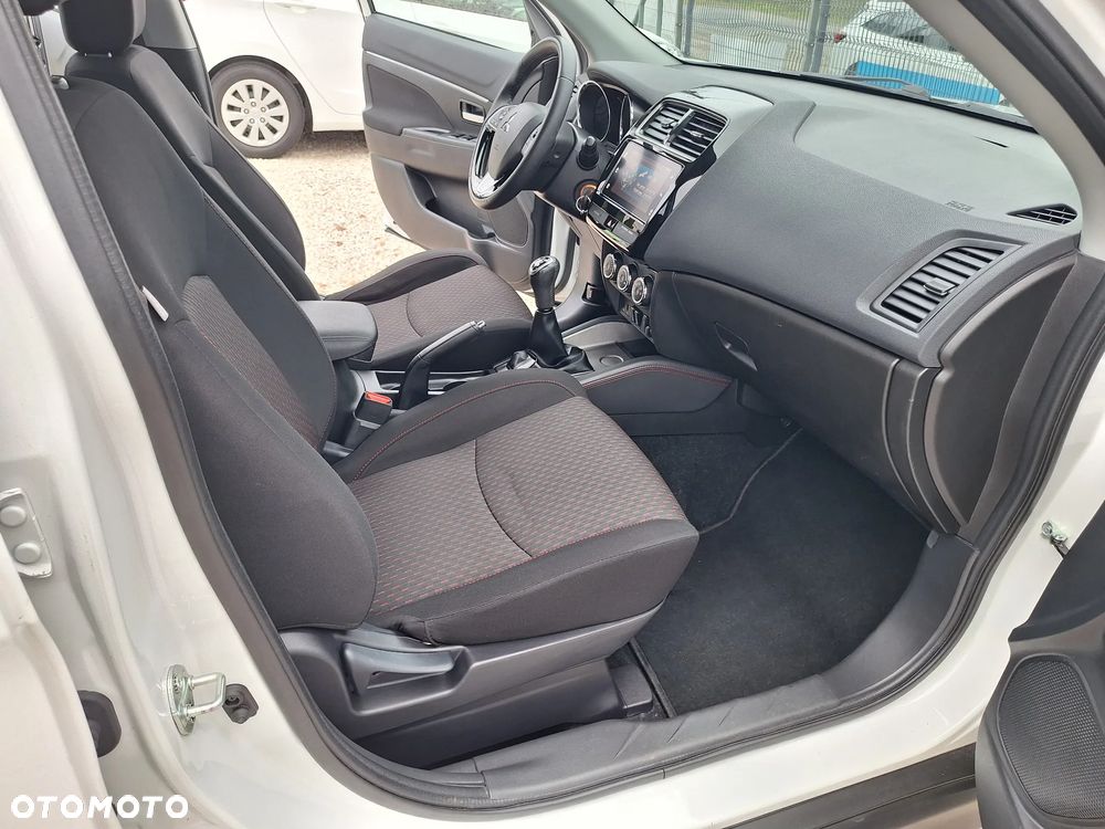 Mitsubishi ASX 1.6 2WD Edition - 28