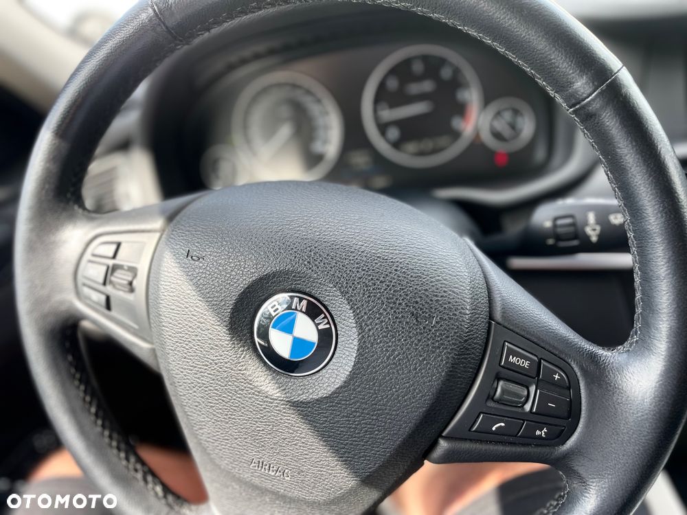 BMW X3 xDrive20d - 14