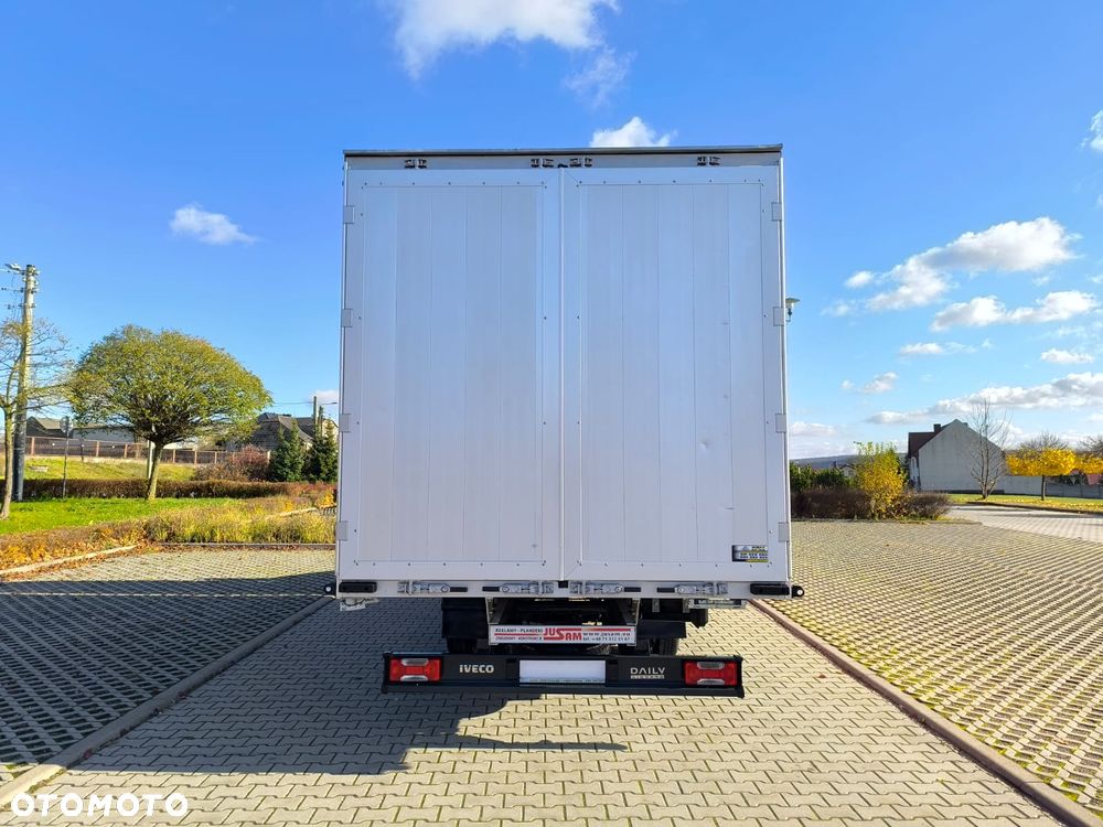 Iveco Daily 50C18 Plandeka, 12 Palet, Sypialnia, Firana+Drzwi z tyłu. - 6