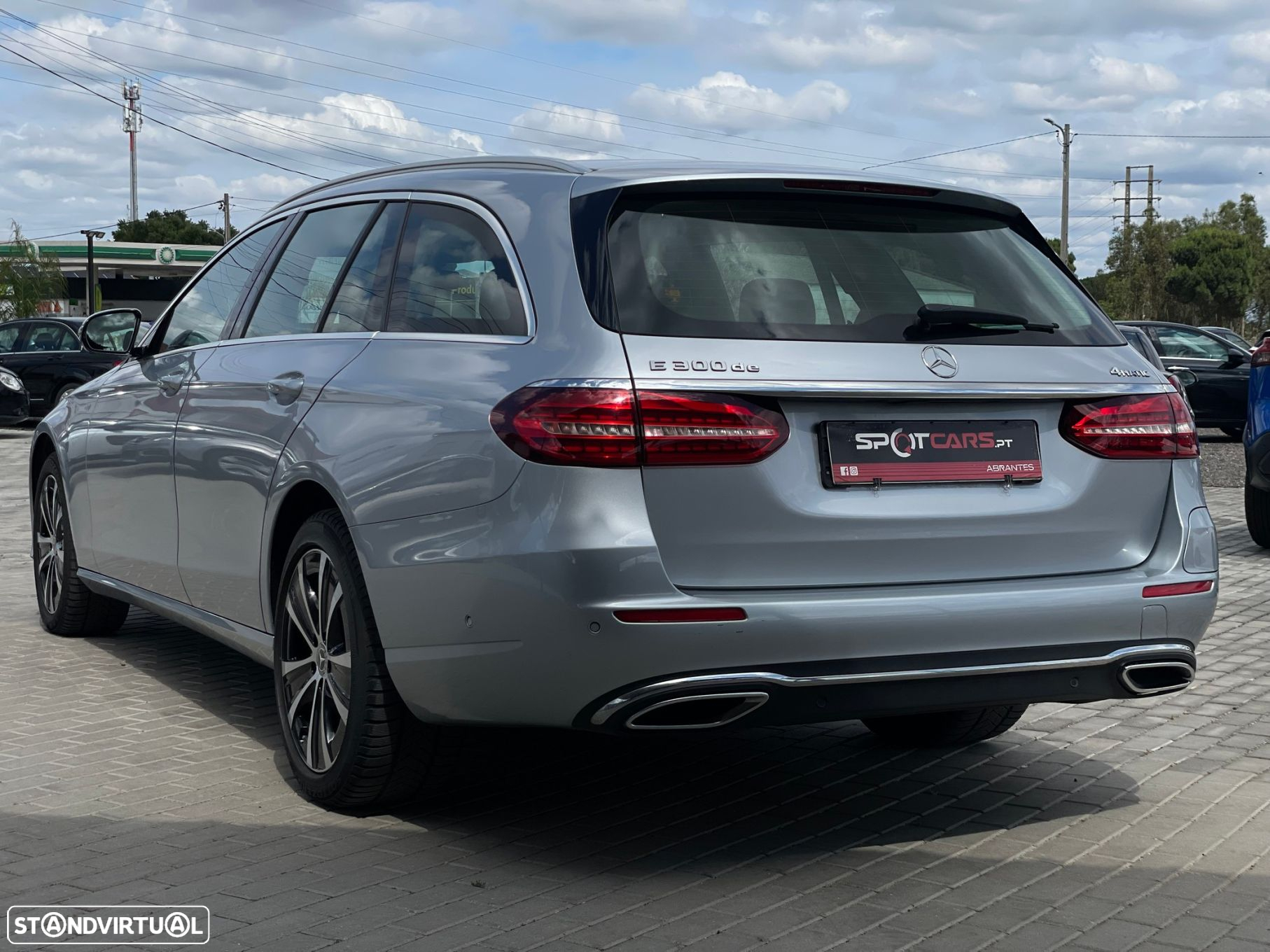 Mercedes-Benz E 300 de Avantgarde 4Matic - 6