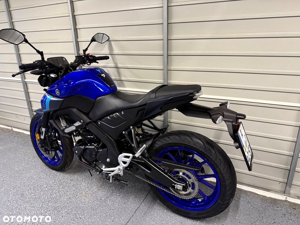 Yamaha MT - 12