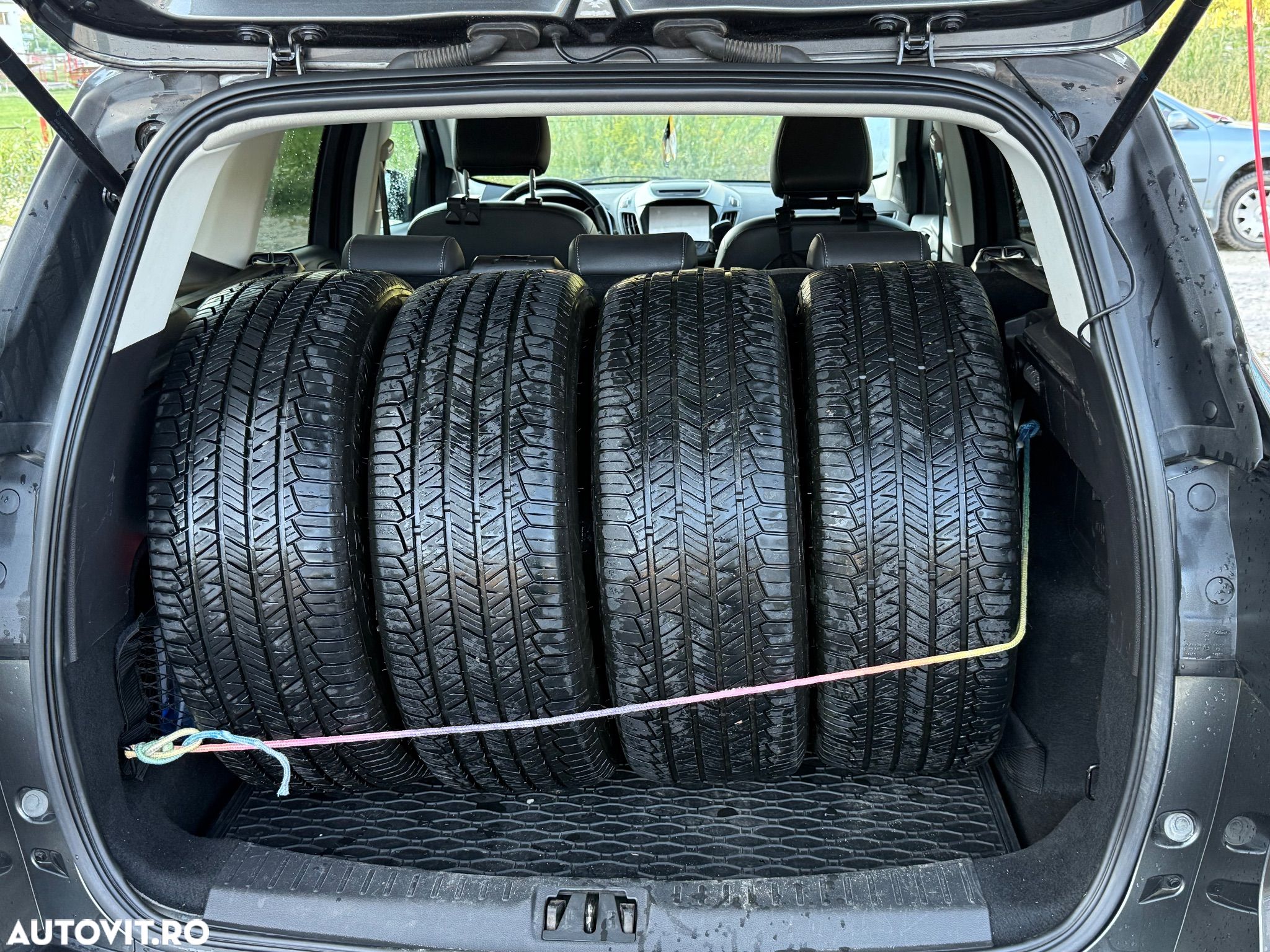Ford Kuga 2.0 TDCi 4x4 Aut. SYNC - 1