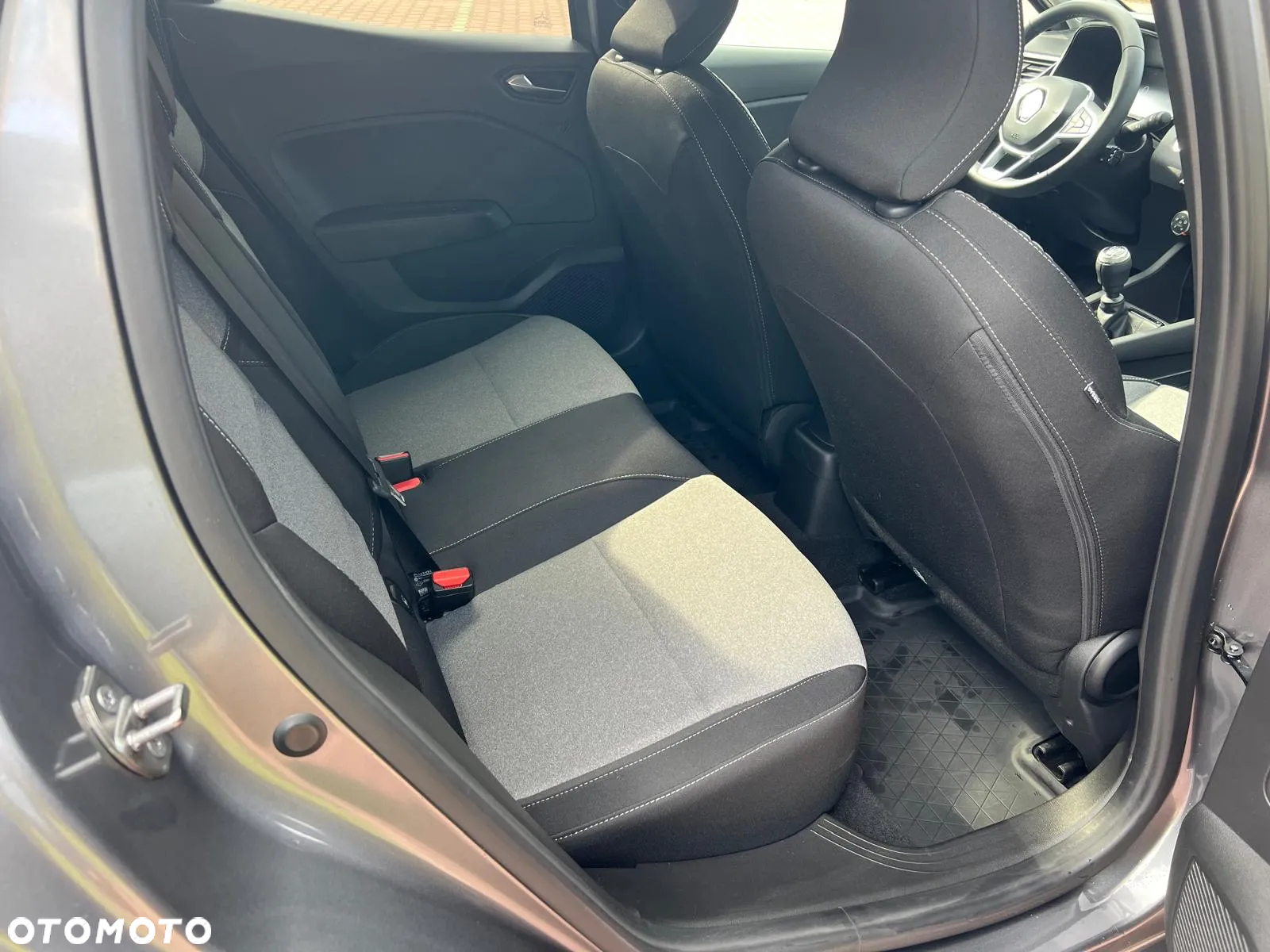 Renault Clio 1.0 TCe Evolution - 11