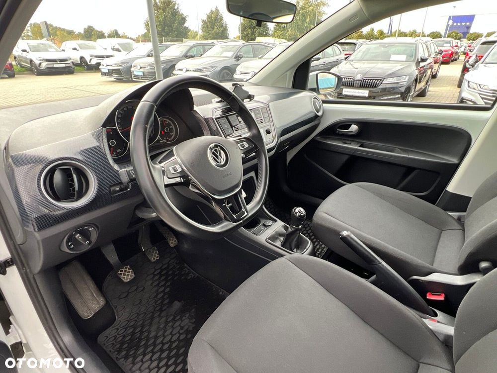 Volkswagen up! 1.0 move - 10