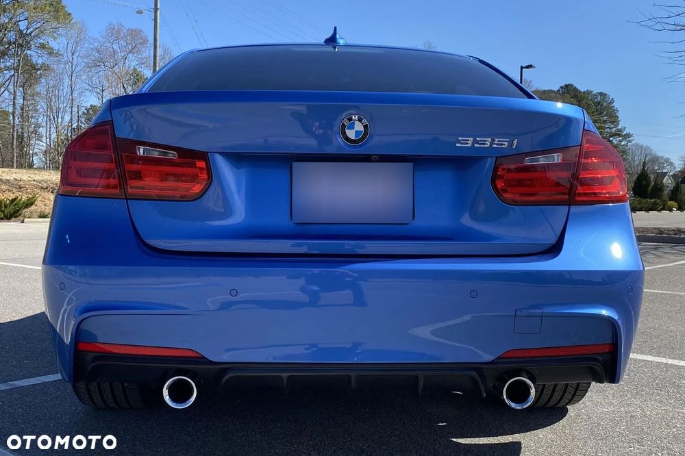 BMW Seria 3 335i Sport Line - 12
