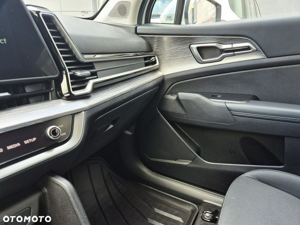 Kia Sportage 1.6 T-GDI L 2WD - 36