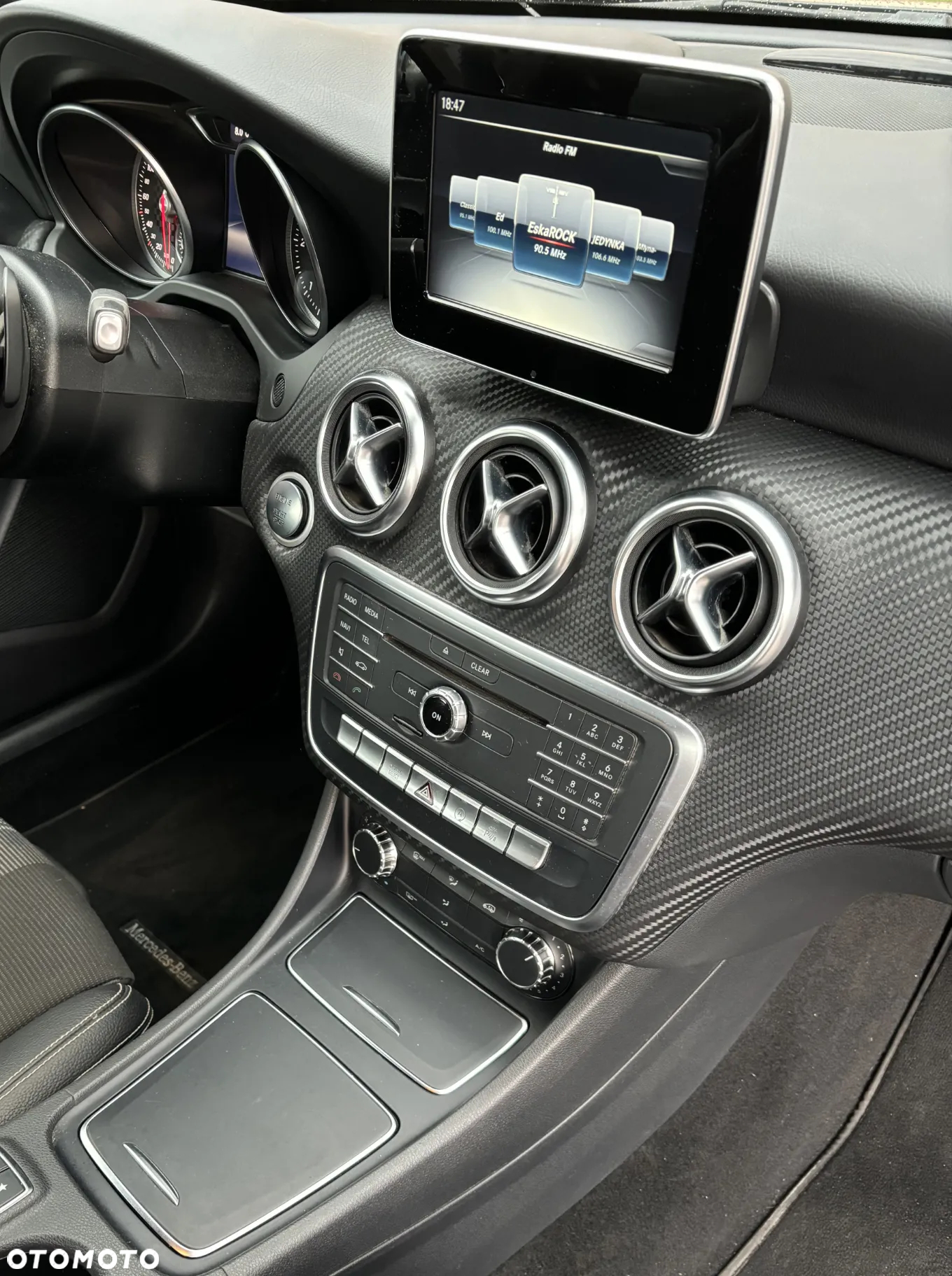 Mercedes-Benz Klasa A 180 d 7G-DCT Urban - 9