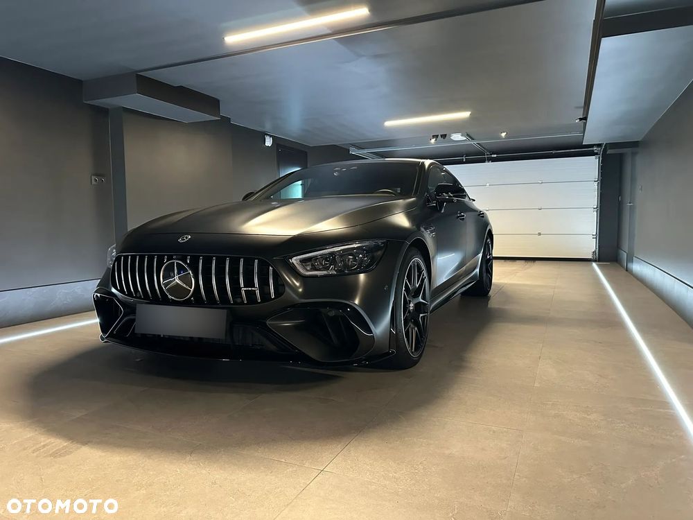 Mercedes-Benz AMG GT - 4