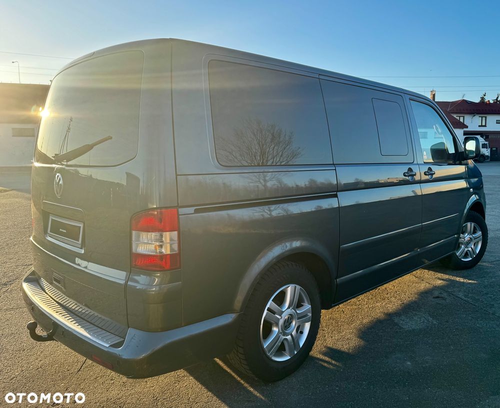 Volkswagen Multivan - 4