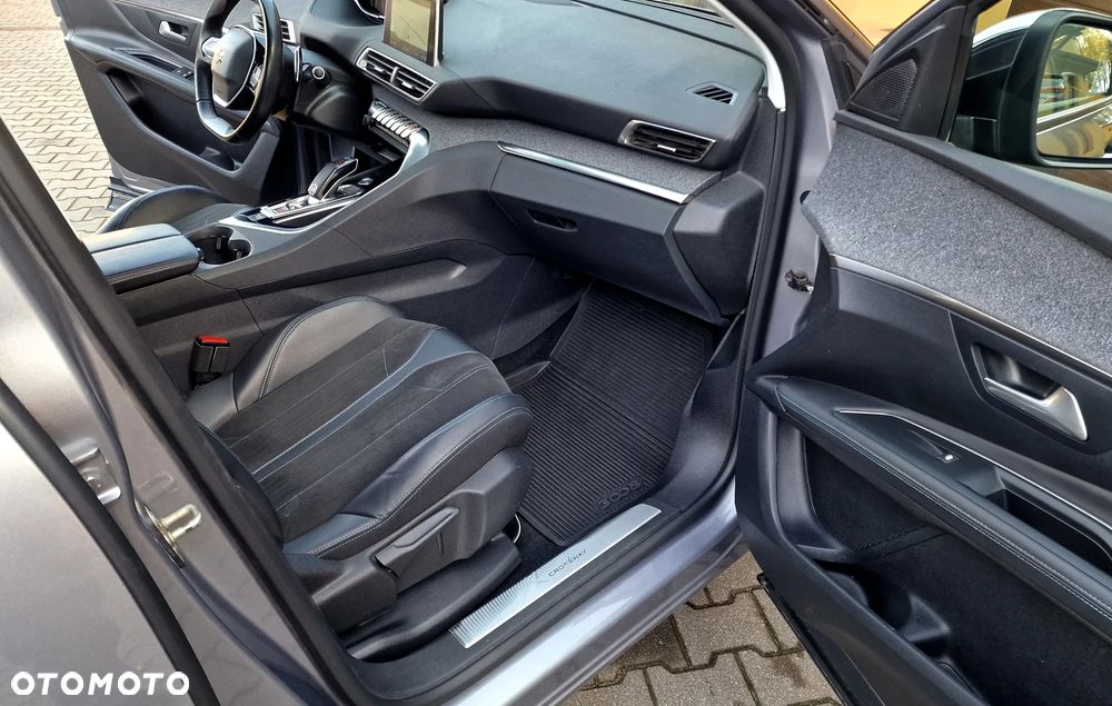 Peugeot 3008 1.5 BlueHDi Crossway S&S EAT8 - 26