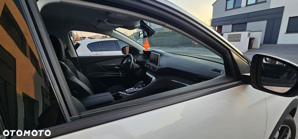 Peugeot 3008 BlueHDi 130 Stop & Start EAT8 Crossway - 9