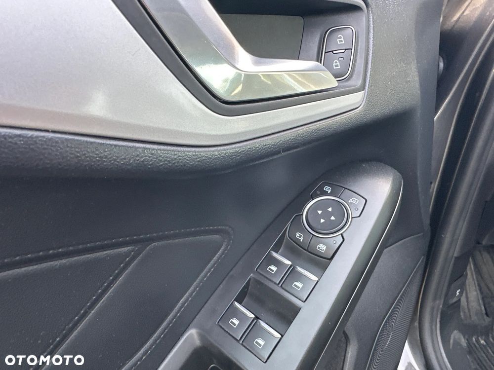 Ford Focus - 11