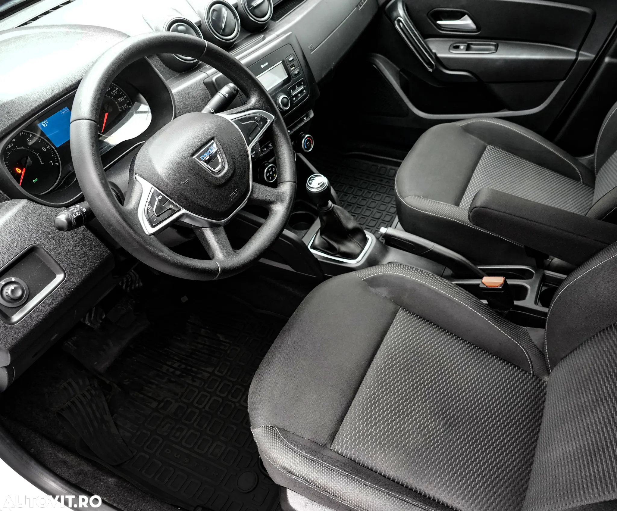 Dacia Duster 1.5 Blue dCi 4WD Essential - 12