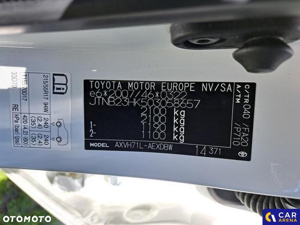 Toyota Camry - 8