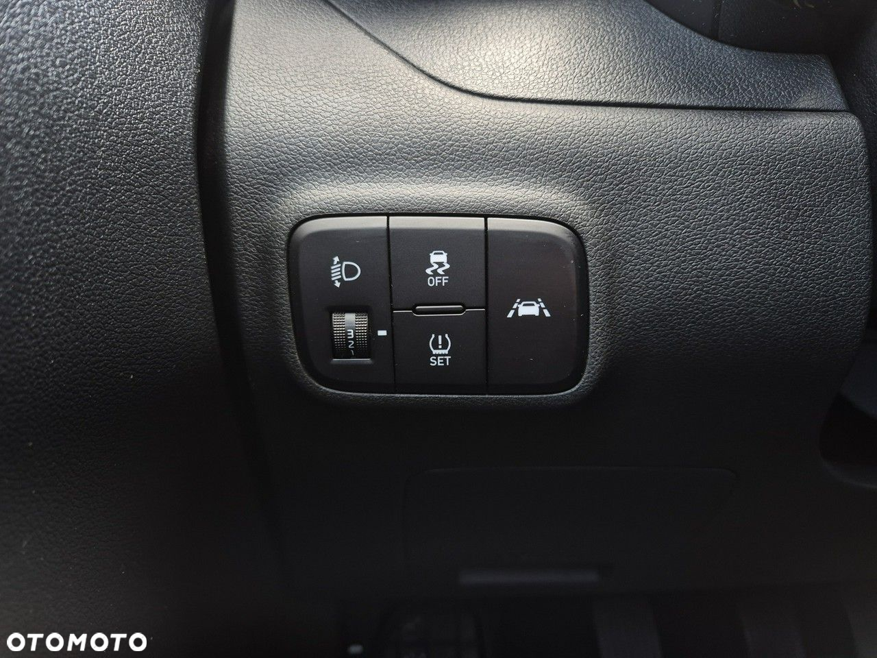 Hyundai i10 - 25