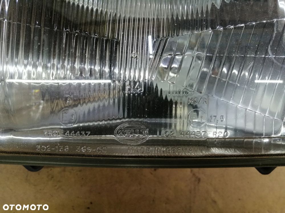 Volkswagen Transporter T4 komplet lamp przednich z kierunkami za 199zł - 3