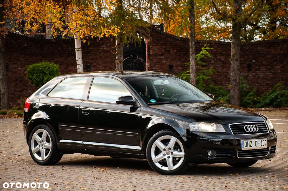 Audi A3 3-drzwiowe 2.0 FSI Attraction - 5