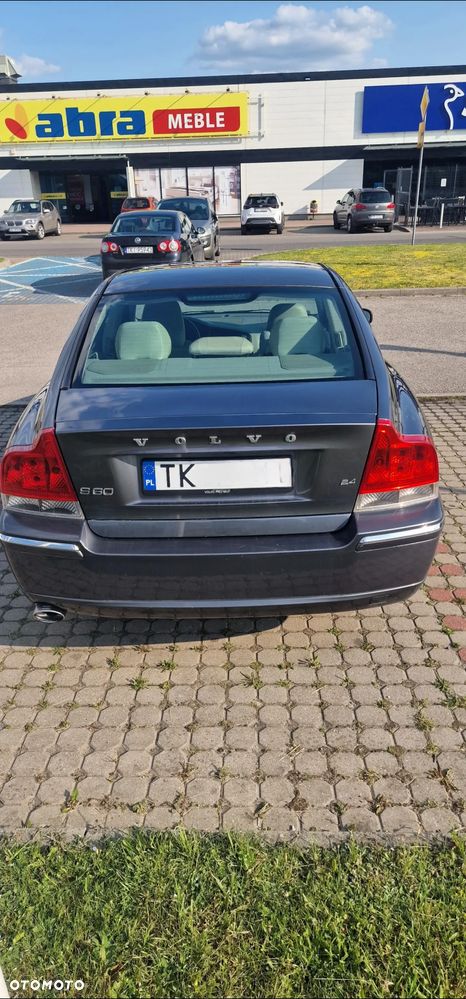Volvo S60 2.4i Summum - 1