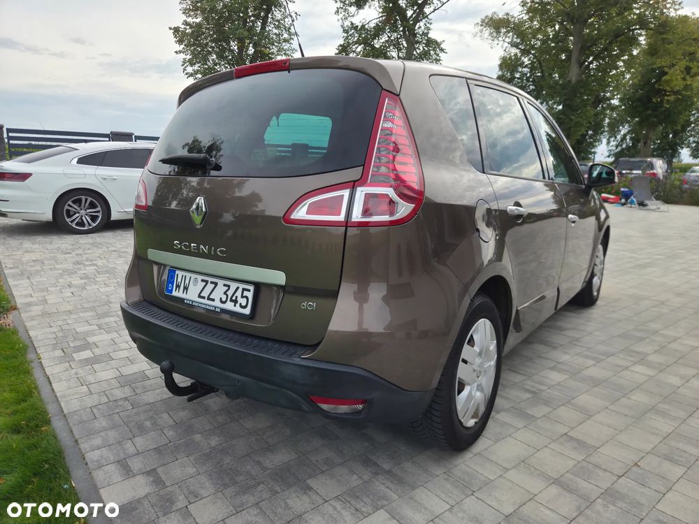 Renault Scenic dCi 130 FAP Dynamique - 8