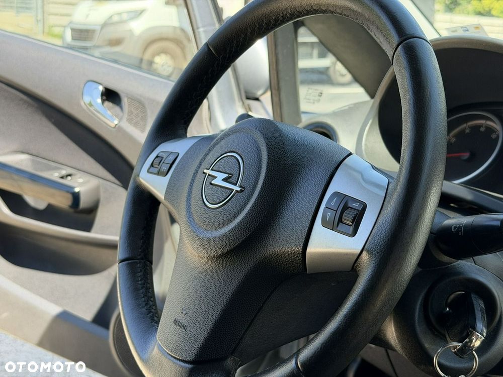 Opel Corsa - 24