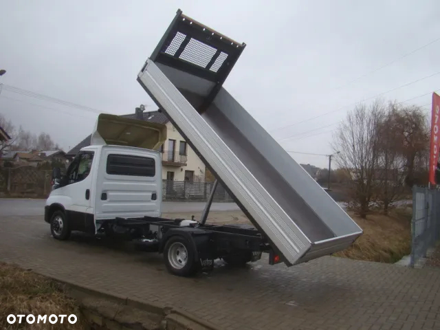 Iveco DAILY 35 C 15 3.5T 4.60M 3.5T NA HAKU CLIMATRONIC - 17