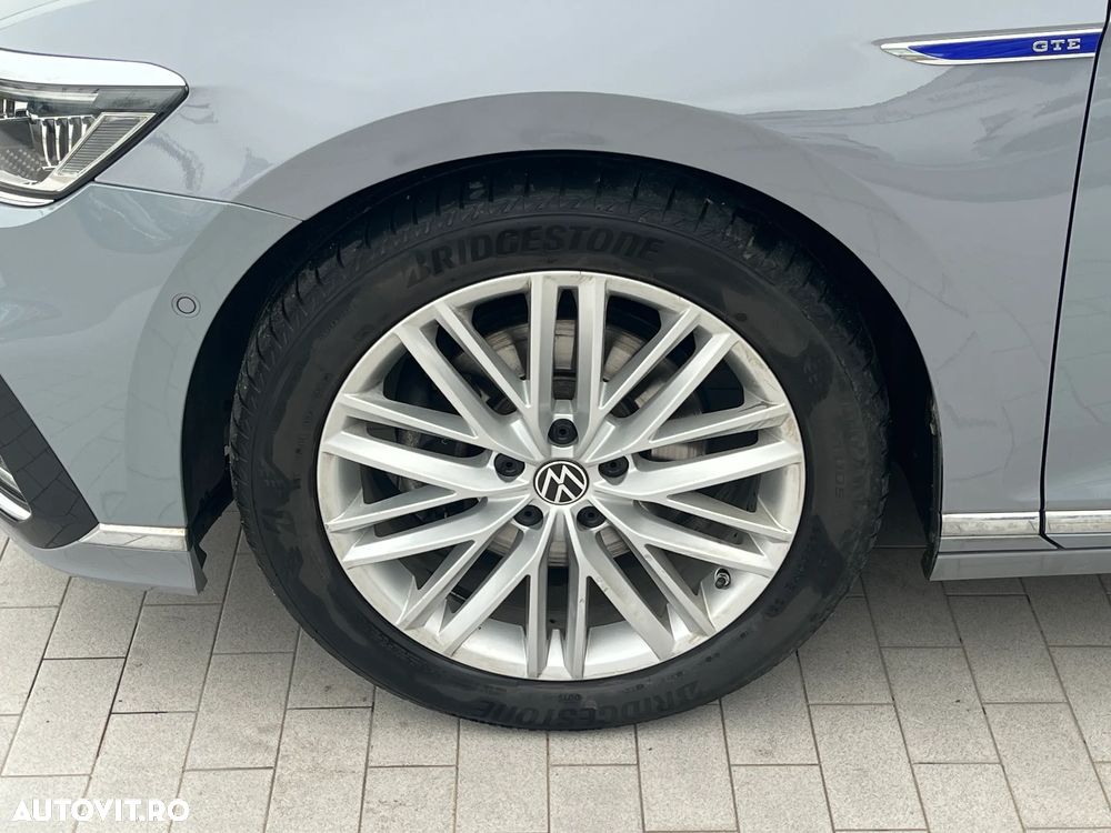 Volkswagen Passat GTE - 5