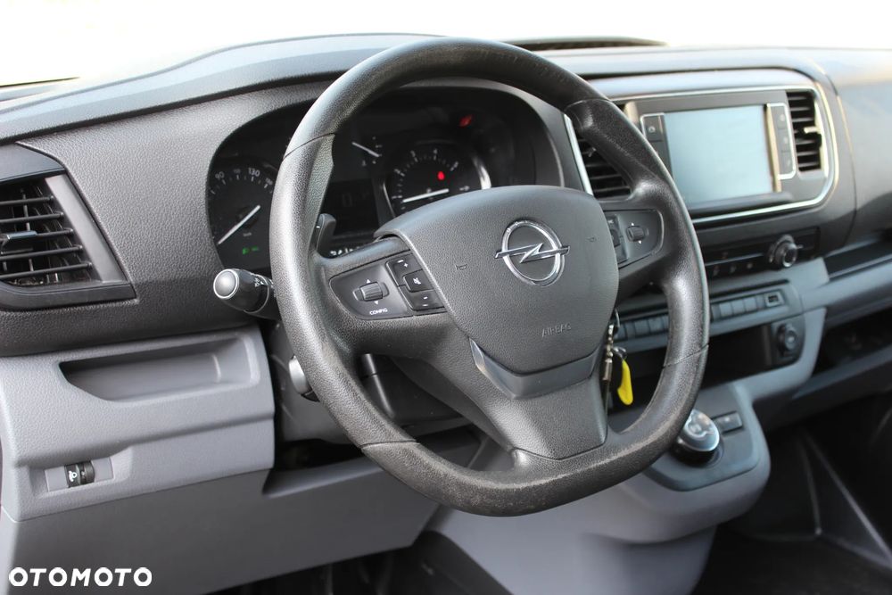 Opel Vivaro - 15