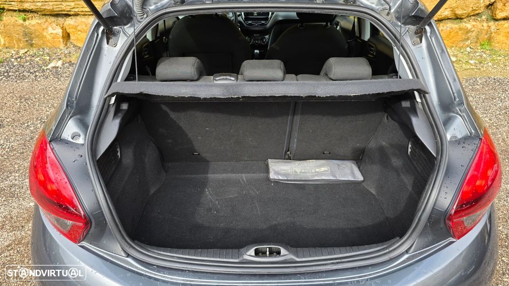 Peugeot 208 1.2 PureTech Style - 46