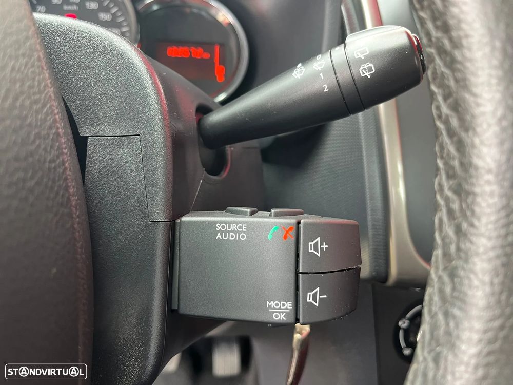 Dacia Sandero 0.9 TCe Confort - 19