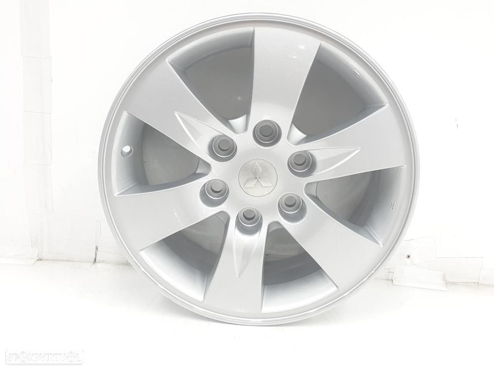 PNEU MITSUBISHI L200 KA0KB0 - 1